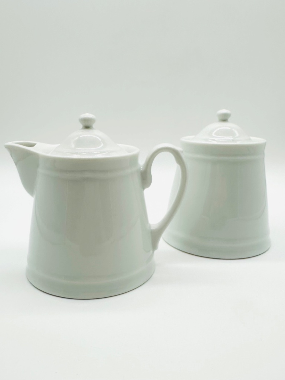 Williams-Sonoma Creamer & Sugar With Lid Set Brasserie White